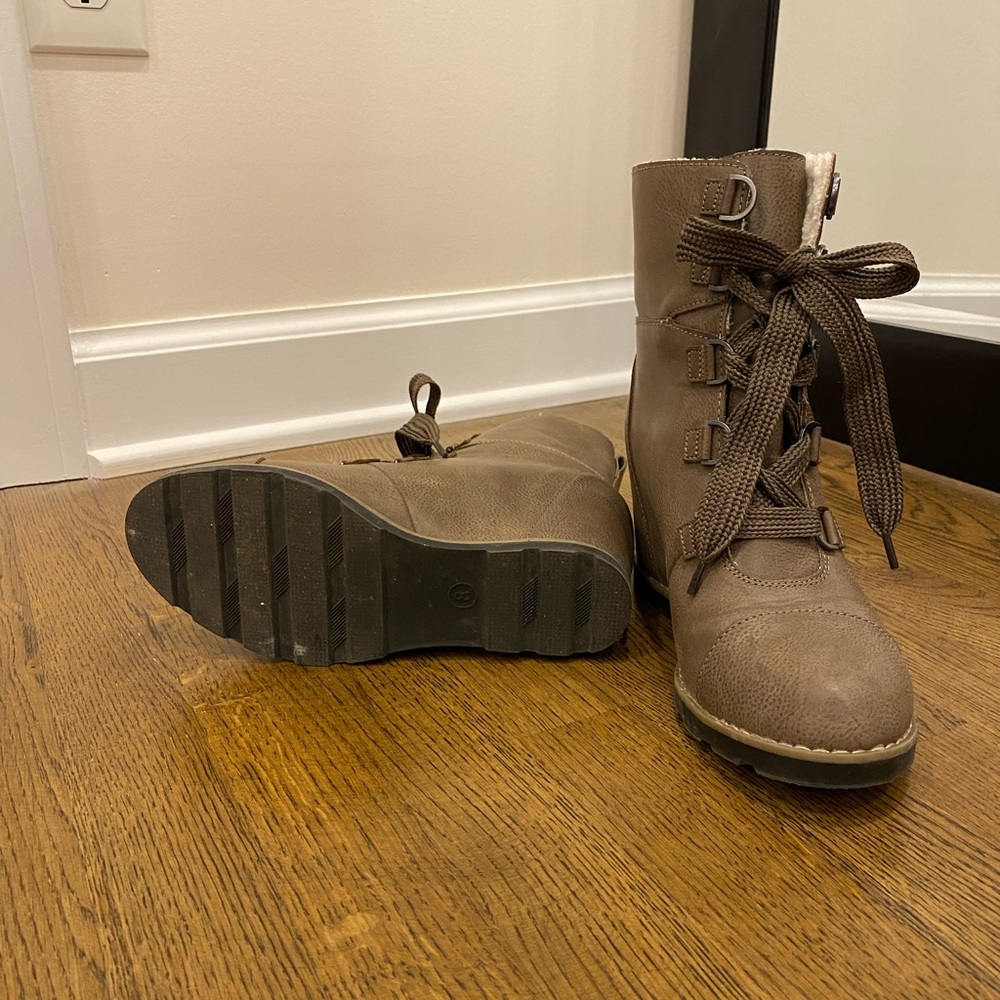 Universal Thread Katherine Boots - image 3